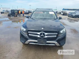2016 Mercedes-Benz GLC 300