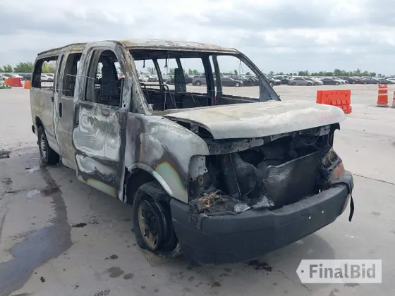 2020 Chevrolet Express Passenger LS