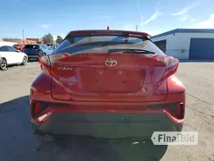 2022 Toyota C-HR XLE