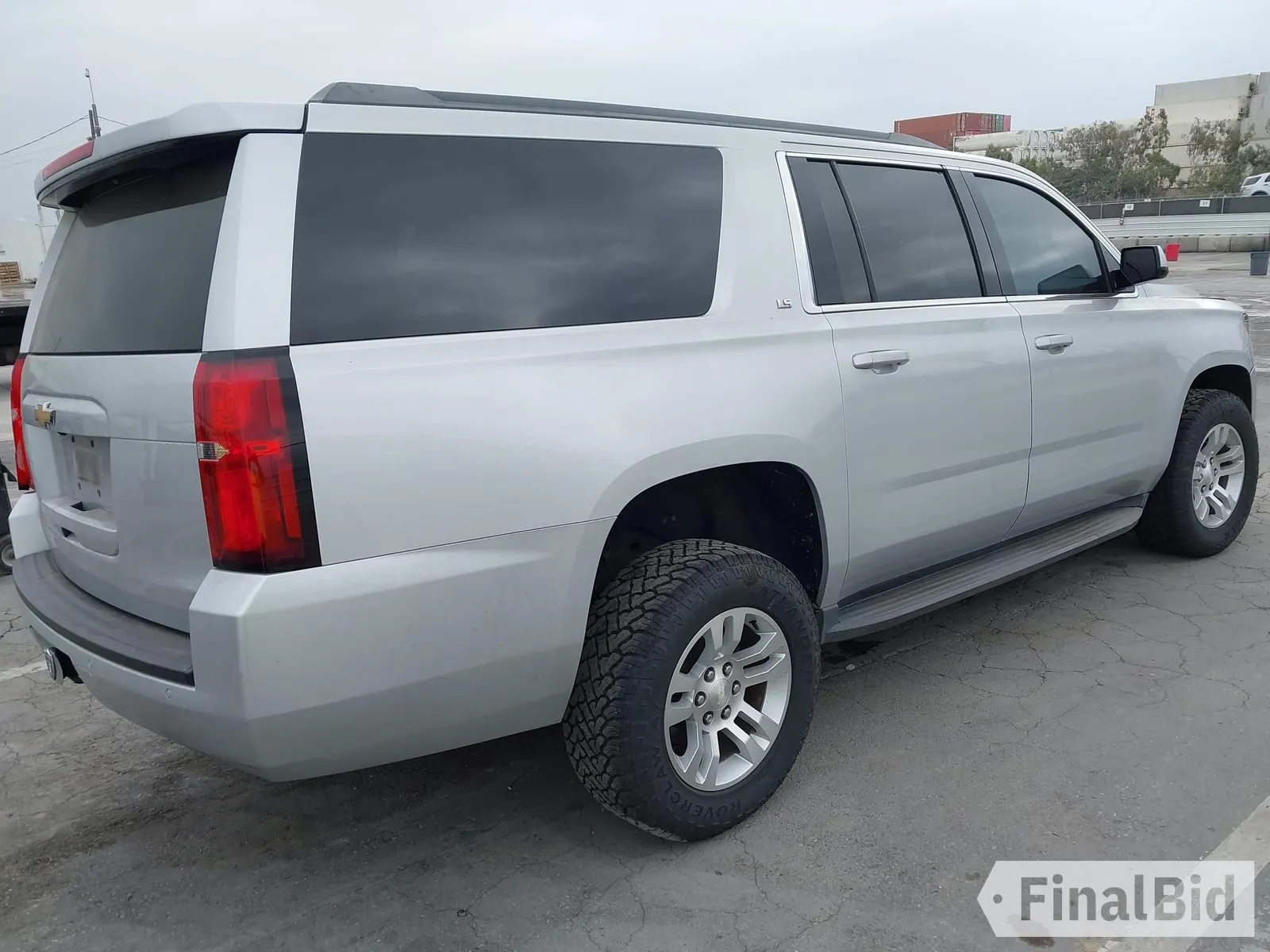2016 Chevrolet Suburban LS