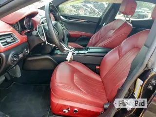 2022 Maserati Ghibli Modena Q4