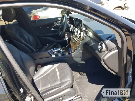 2016 Mercedes-Benz GLC 300