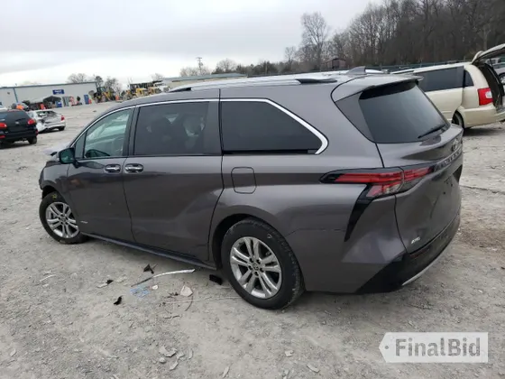 2021 Toyota Sienna Limited