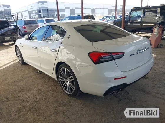 2022 Maserati Ghibli Modena