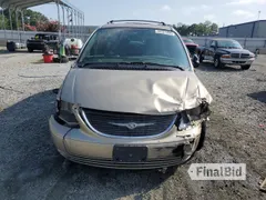 2003 Chrysler Town & Country eL