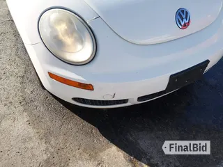 2007 Volkswagen Beetle Triple White