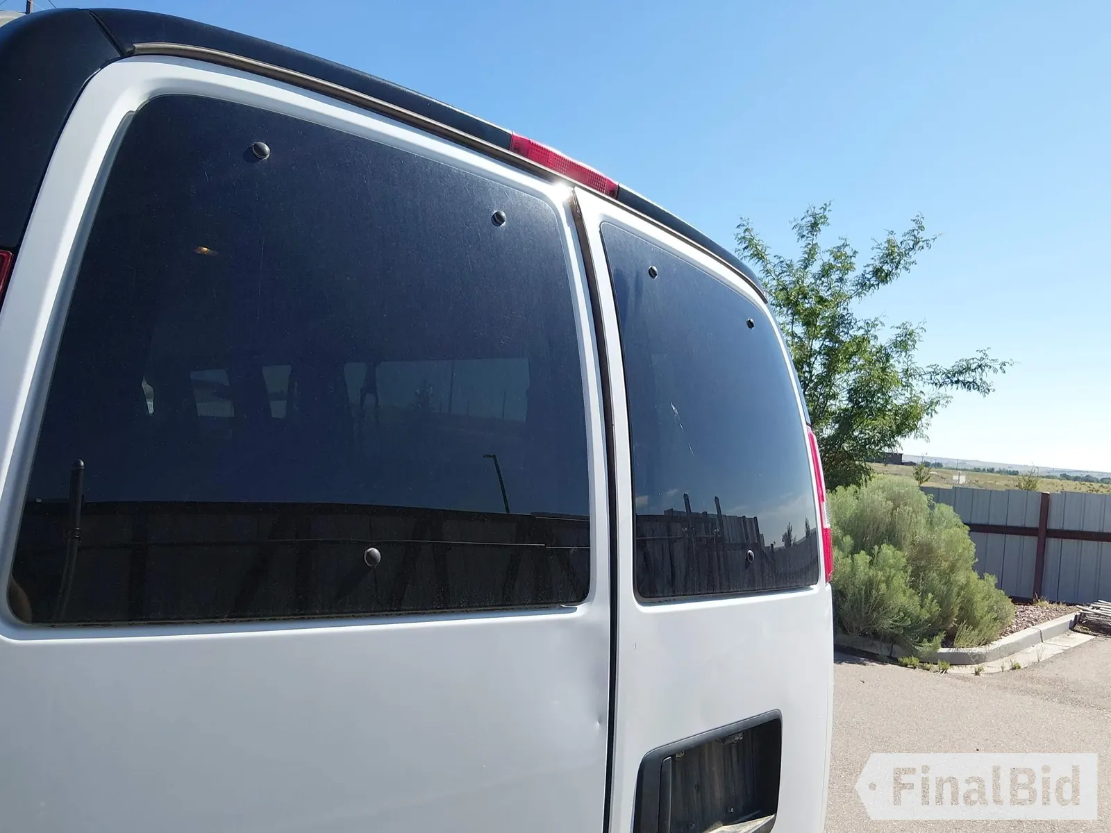 2020 Chevrolet Express Passenger LS