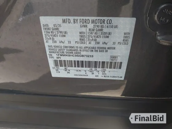 2025 Ford Explorer Platinum