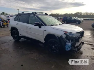 2020 Toyota RAV4 Hybrid XSE