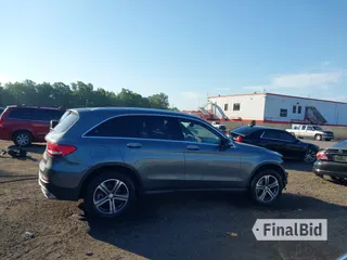 2017 Mercedes-Benz GLC 300