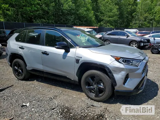 2020 Toyota RAV4 Hybrid XSE