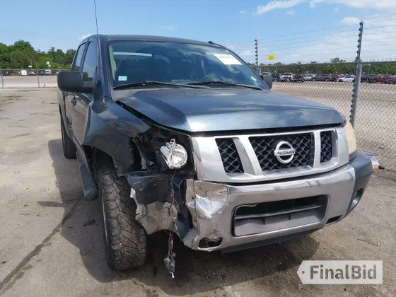 2014 Nissan Titan SL