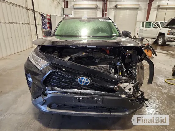 2021 Toyota RAV4 Hybrid XLE Premium