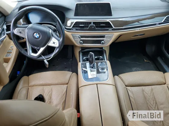 2021 BMW 7 Series 740i