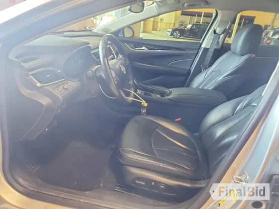 2017 Buick LaCrosse Essence