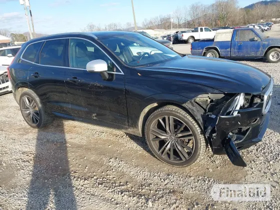 2019 Volvo XC60 R-Design