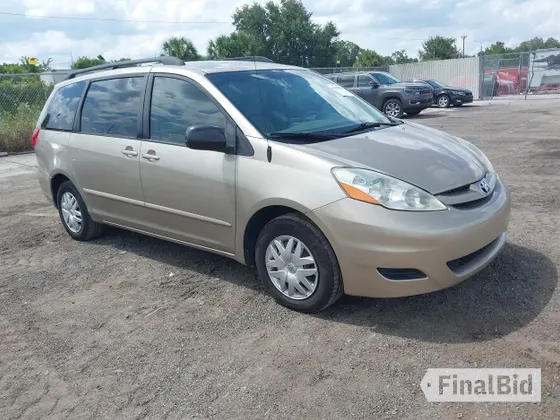 2009 Toyota Sienna CE
