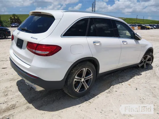 2016 Mercedes-Benz GLC 300