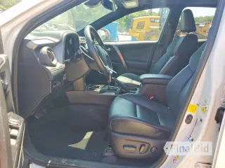 2018 Toyota RAV4 SE