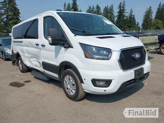 2026 Ford Transit Passenger XLT