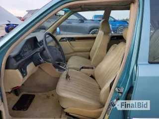 1991 Mercedes-Benz 300