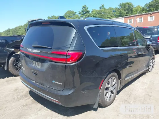 2023 Chrysler Pacifica Hybrid Pinnacle
