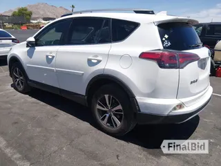 2018 Toyota RAV4 XLE