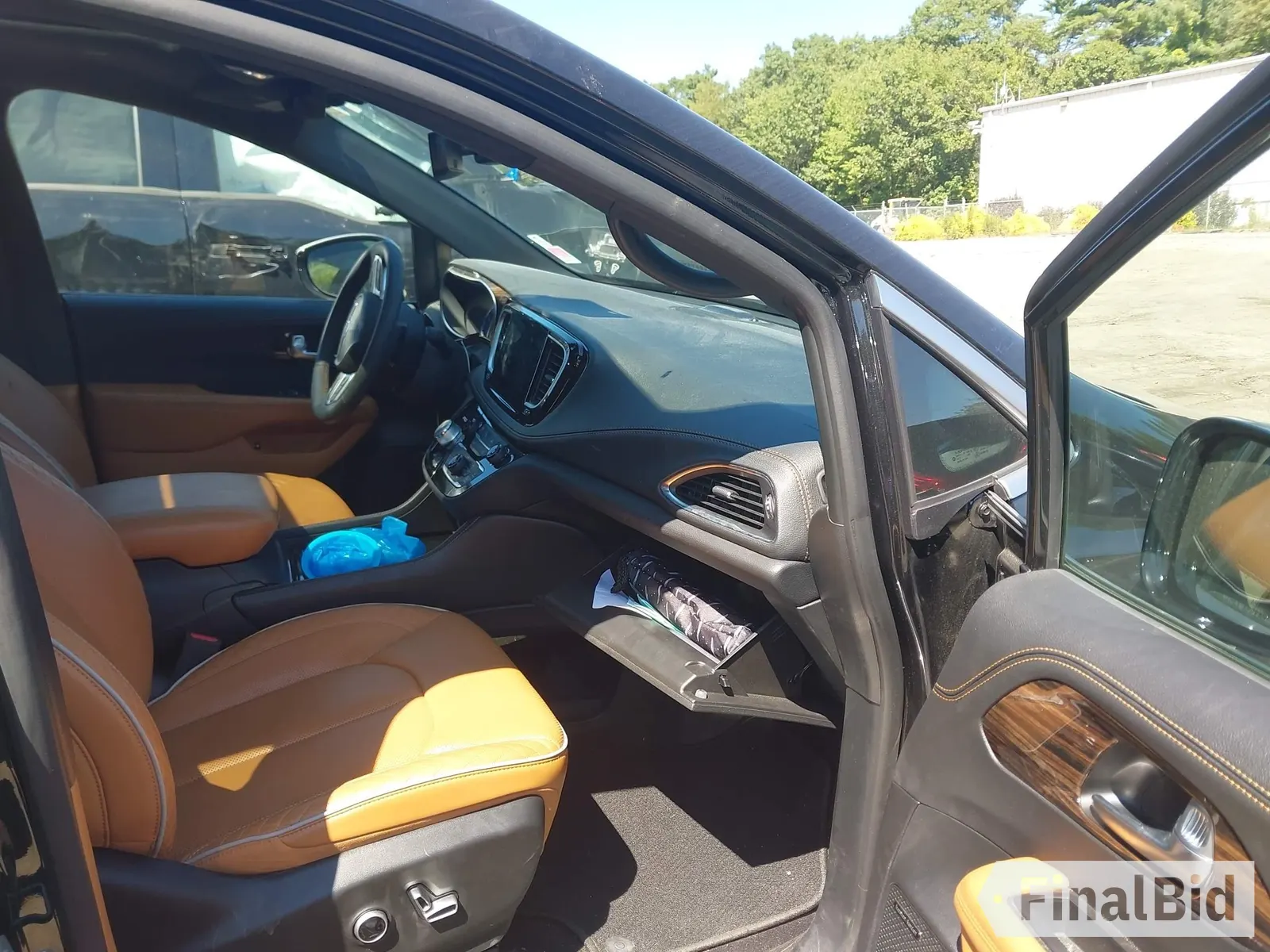 2023 Chrysler Pacifica Hybrid Pinnacle