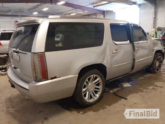 2013 Cadillac Escalade ESV Premium