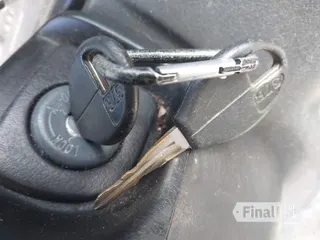1997 Nissan Frontier XE