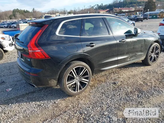 2019 Volvo XC60 R-Design