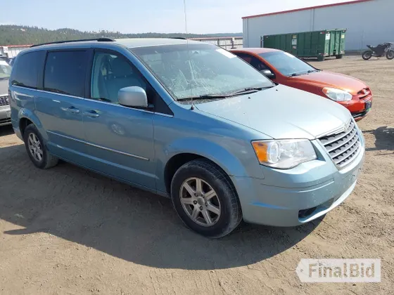 2010 Chrysler Town & Country Touring