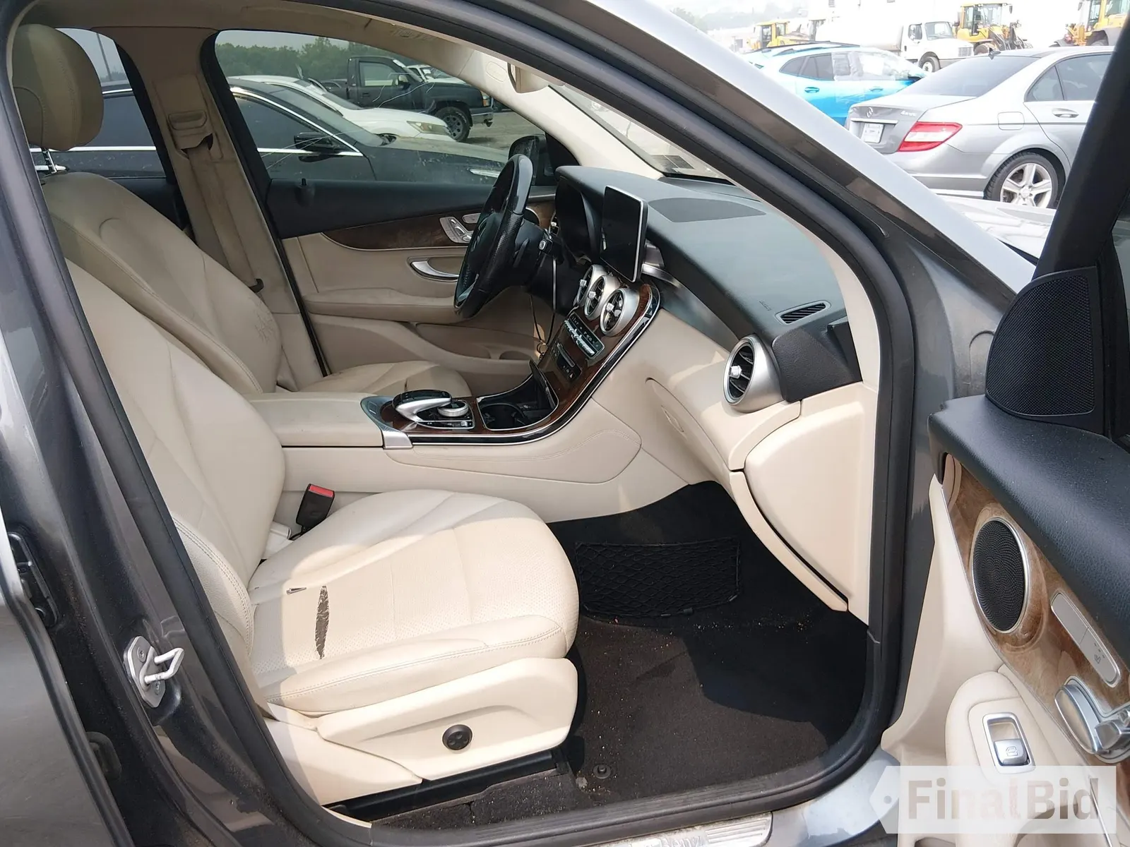 2016 Mercedes-Benz GLC 300