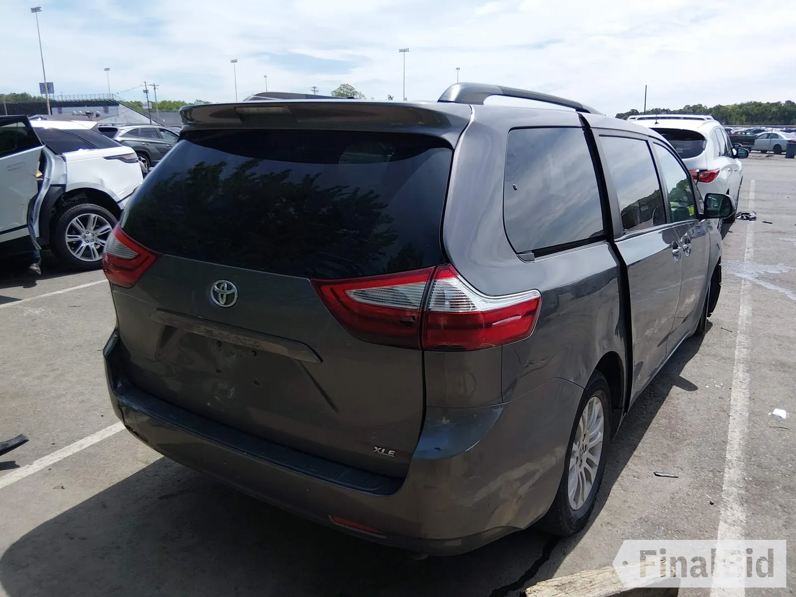 2015 Toyota Sienna XLE