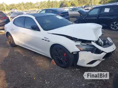 2022 Maserati Ghibli Modena Q4