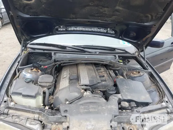 2003 BMW 3 Series 325xi
