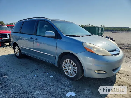 2008 Toyota Sienna XLE