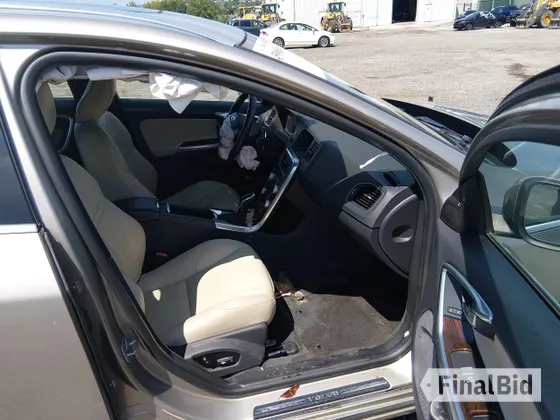 2015 Volvo V60 T5 Drive-E Premier