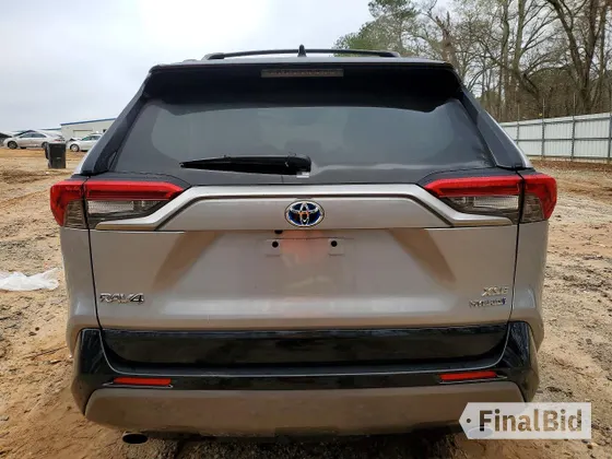 2020 Toyota RAV4 Hybrid XSE