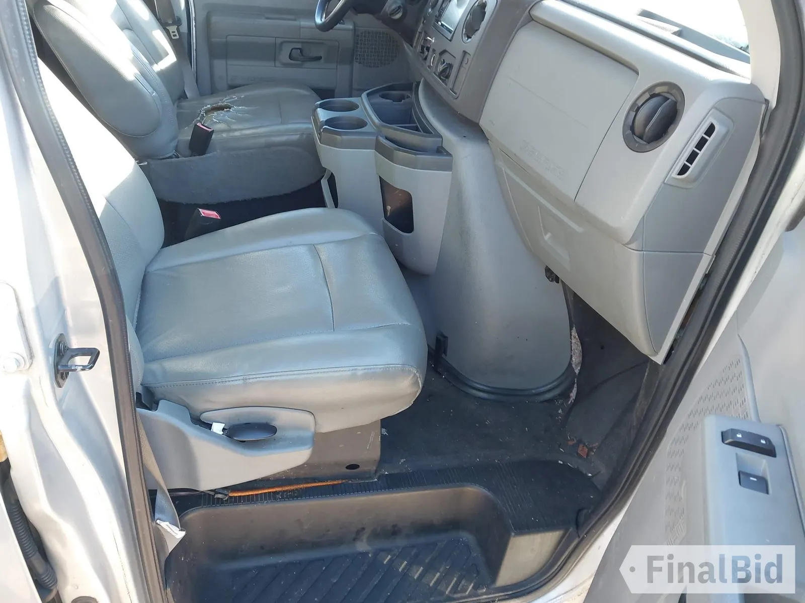 2009 Ford Econoline Passenger XL
