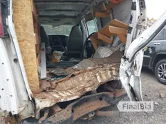 2005 GMC Savana Cargo