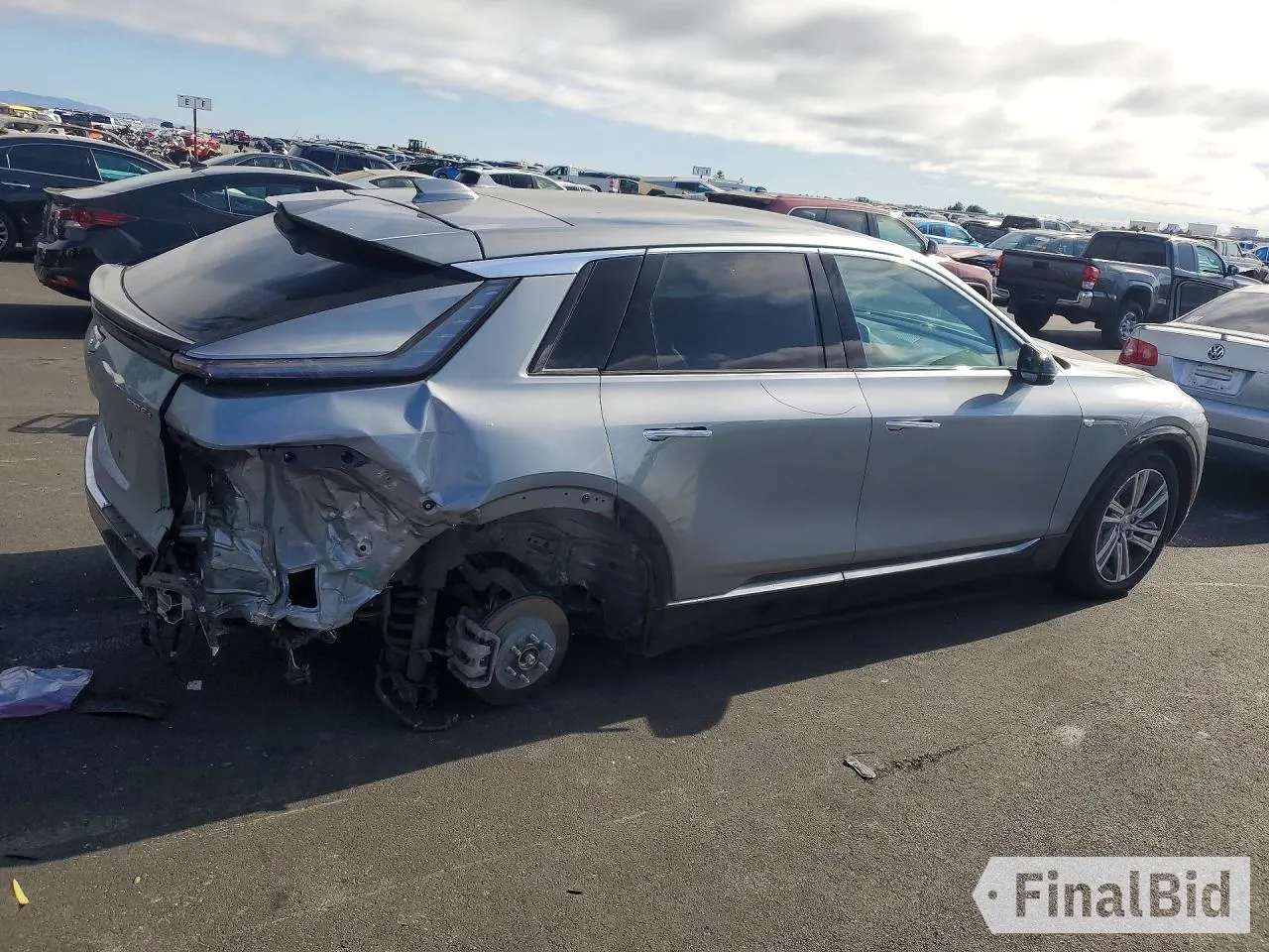 2024 Cadillac LYRIQ Tech