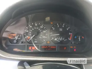 2003 BMW 3 Series 325xi