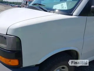 2020 Chevrolet Express Passenger LS
