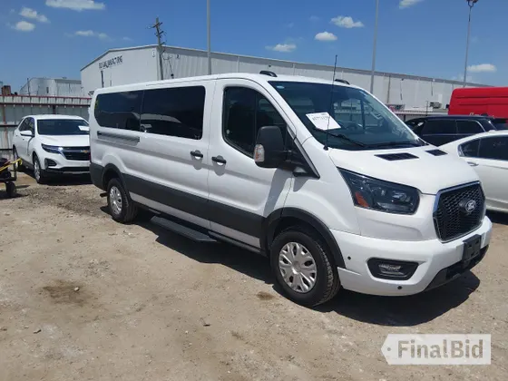 2026 Ford Transit Passenger XLT