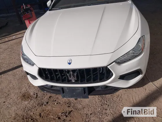 2022 Maserati Ghibli Modena