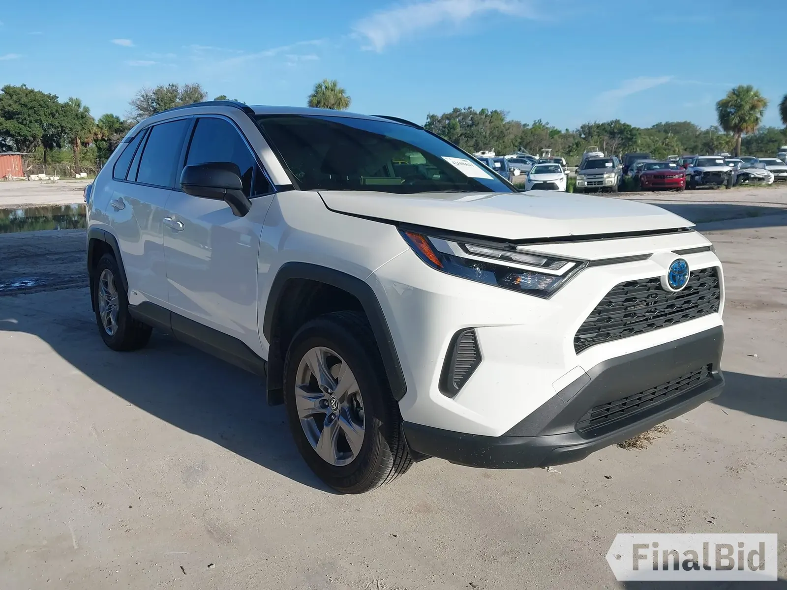 2024 Toyota RAV4 Hybrid LE
