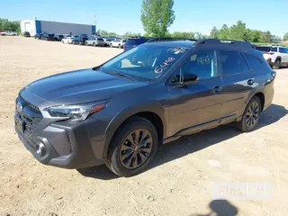 2025 Subaru Outback Onyx