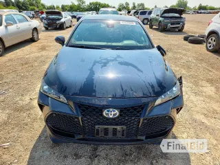 2022 Toyota Avalon Hybrid XSE Nightshade