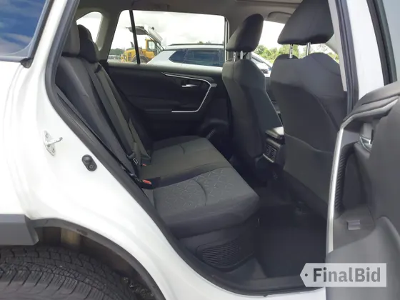 2020 Toyota RAV4 Hybrid XLE